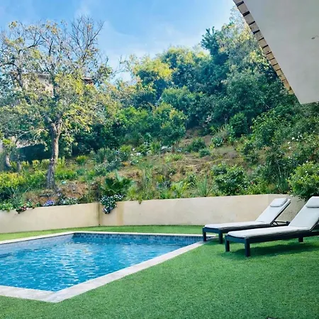 Pacha Prestige & Pool * レ・ズィサンブル
